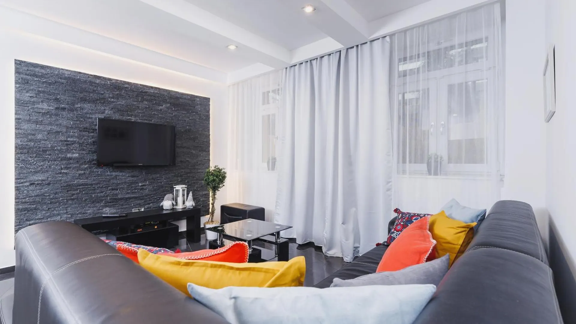 Apartment Lubelska Krakow By Noclegi Renters Poland